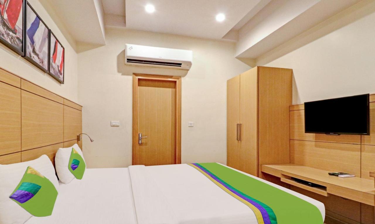 Treebo Galaxy Rooms نيودلهي المظهر الخارجي الصورة